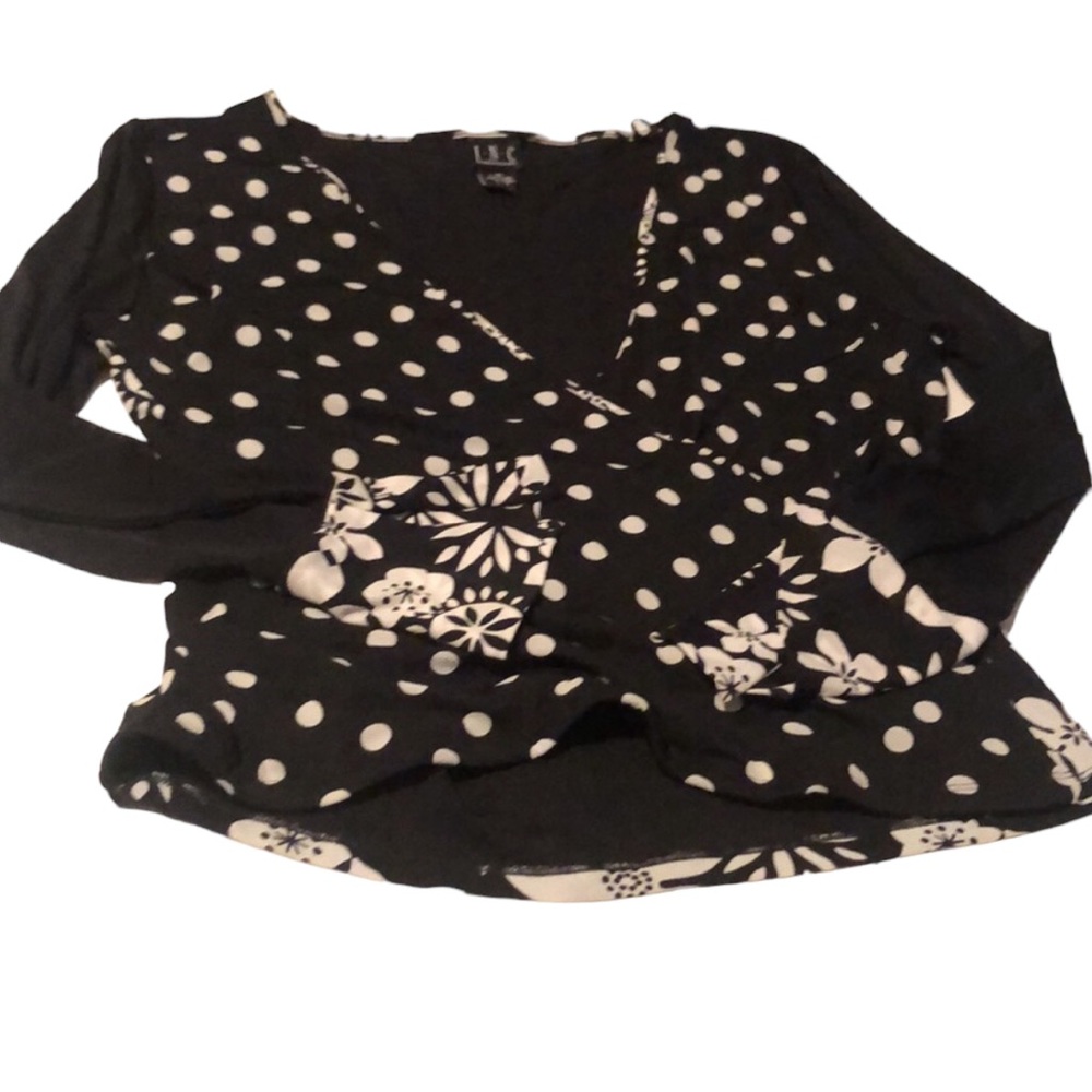 INC International Concepts x-large black & white print faux wrap top stretch